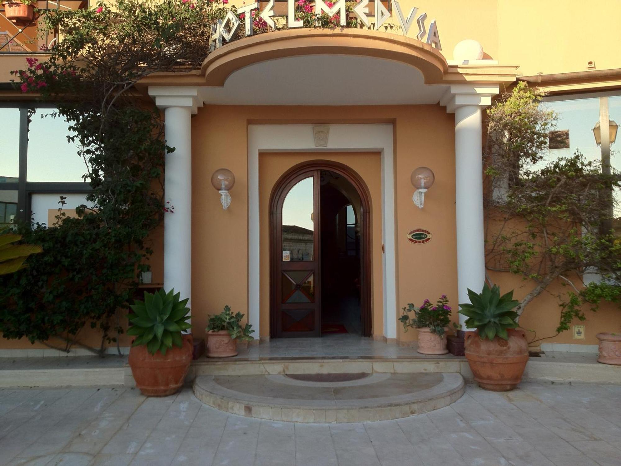 Hotel Medusa Lampedusa Eksteriør bilde
